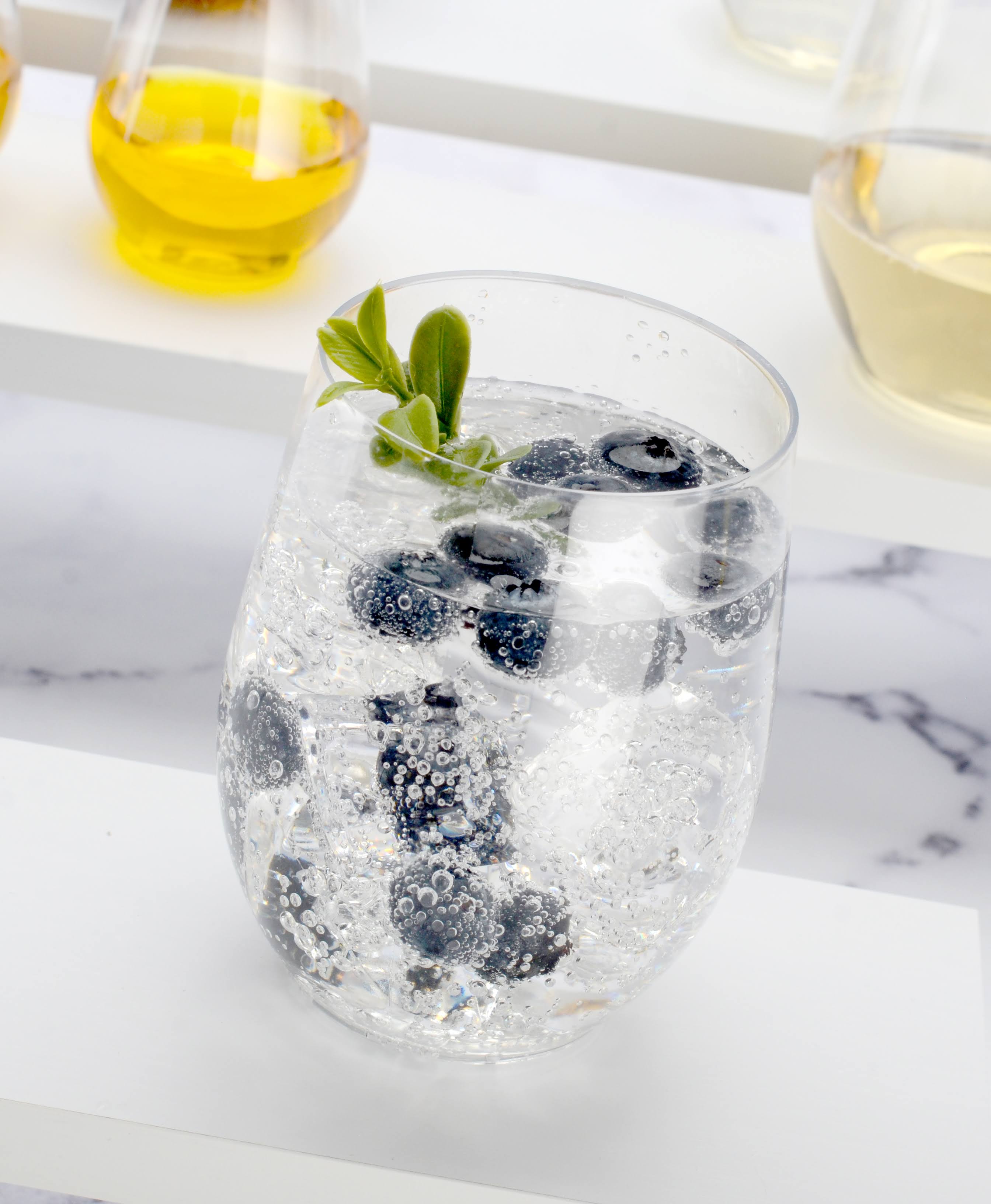 16 oz. Clear Stemless Goblets O937