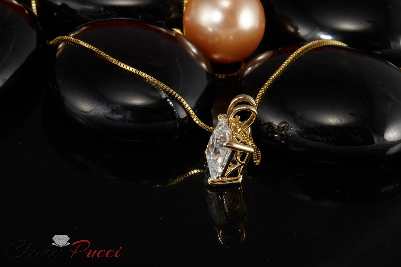 18K Yellow Gold Diamond Pendant with 18" Chain G65548