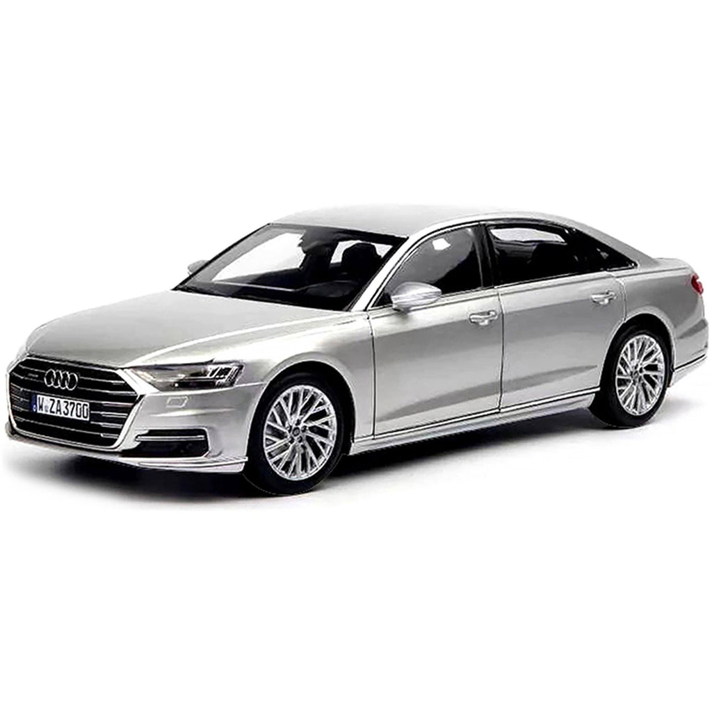 Silver Metallic 1/18 Diecast Model Car L988329