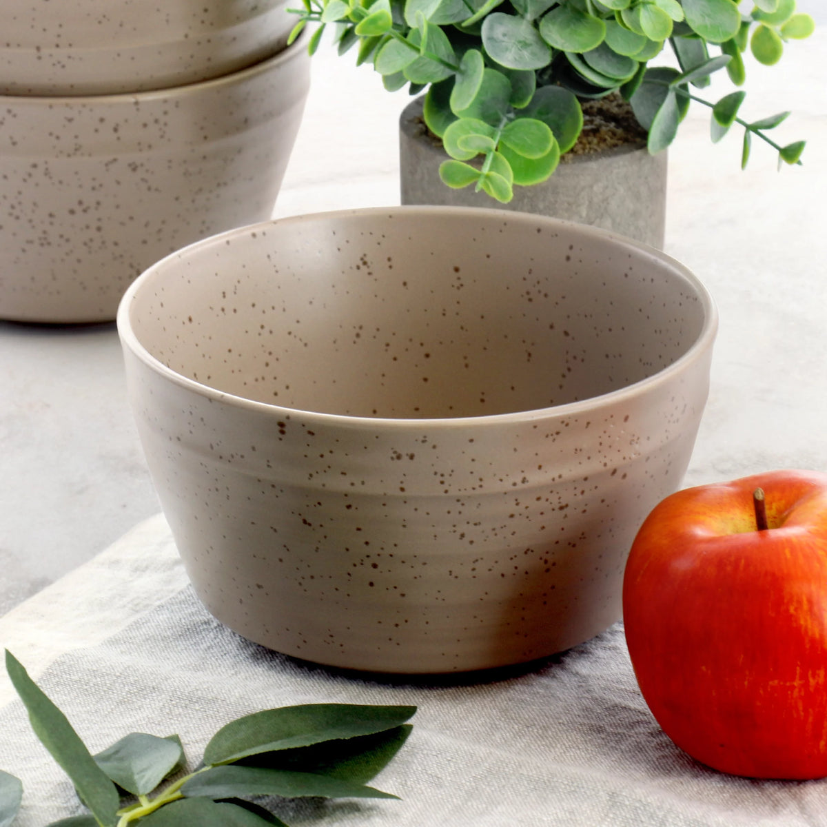 6 Piece 6 Inch Round Stoneware Bowl Set in Mocha G826