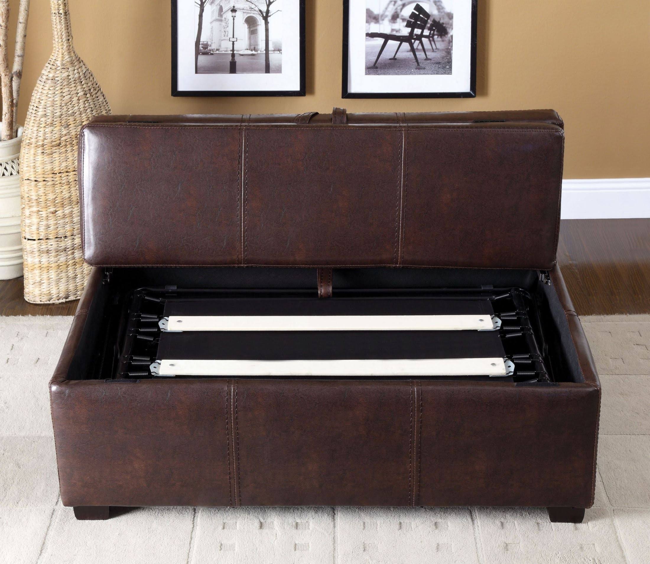 Black Ottoman U677