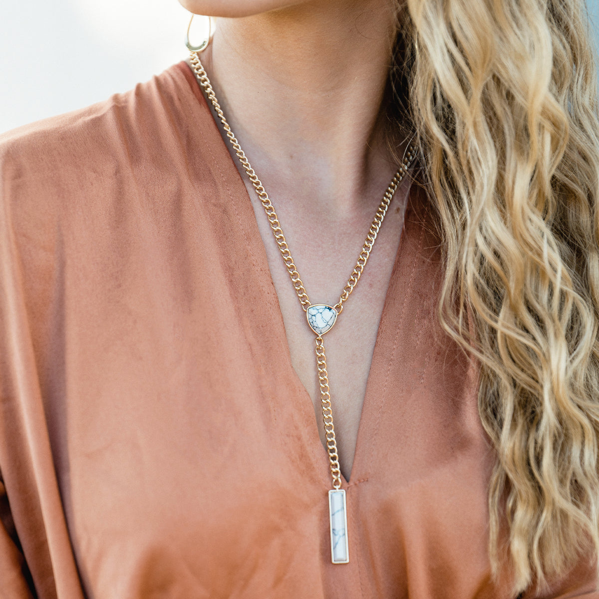 White Howlite Chain Link Statement Necklace Gold W2401