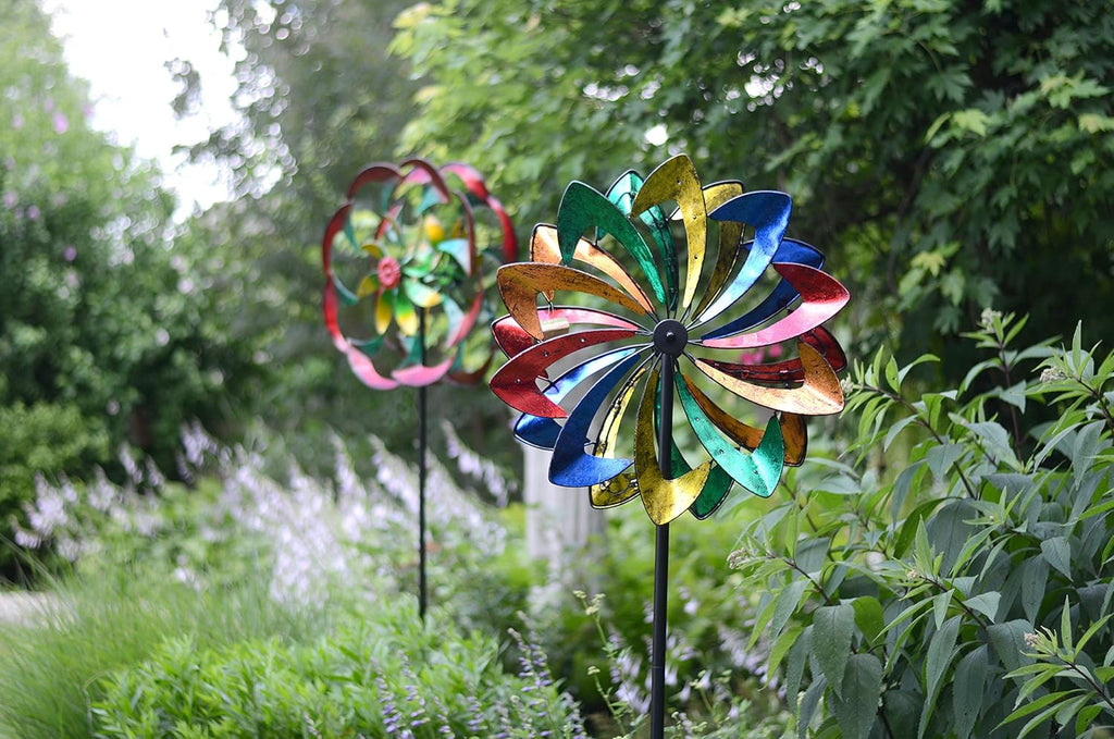 Multicolor Garden Art Spinner with Wind Powered Lights G935253