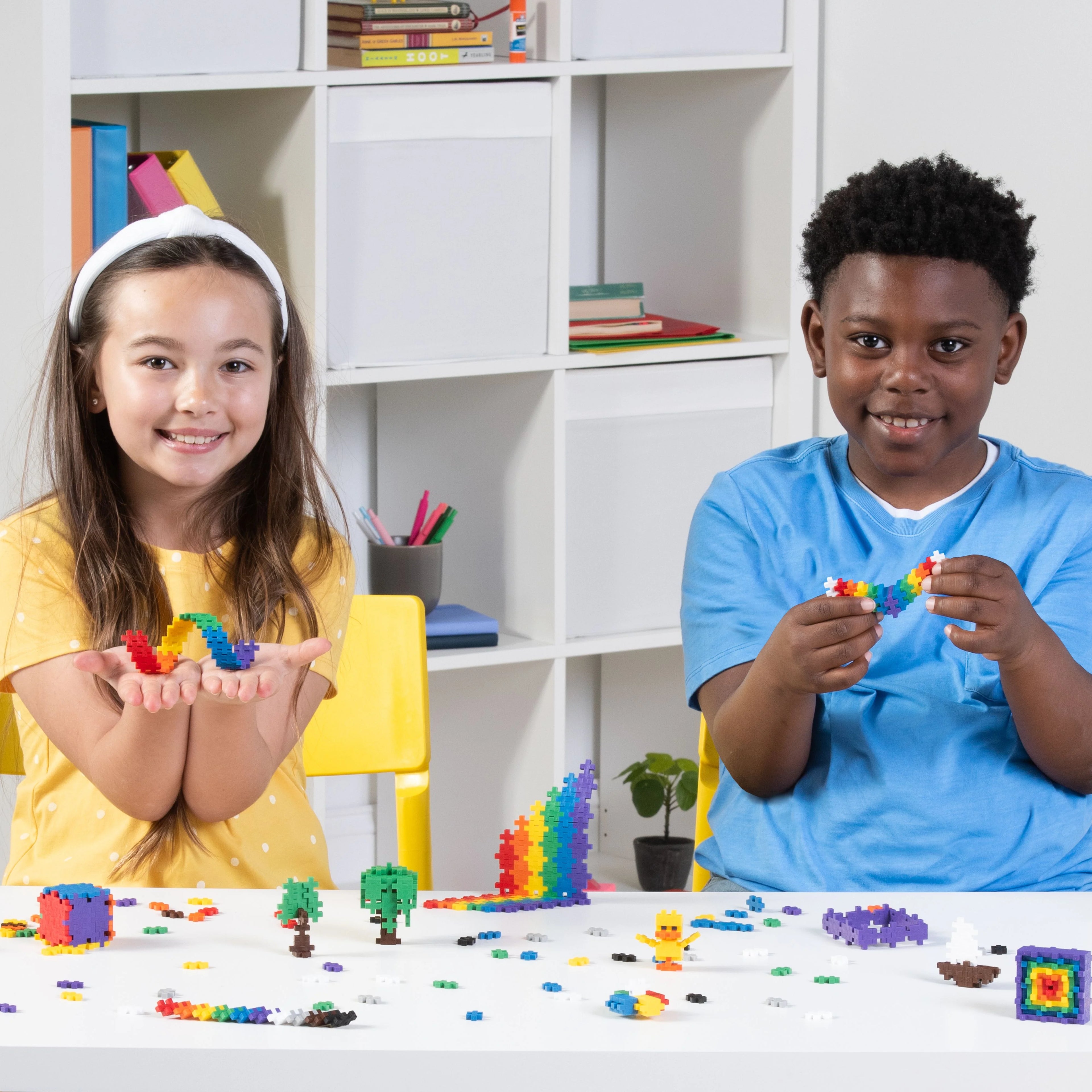 240 Pieces Building Set Y67282