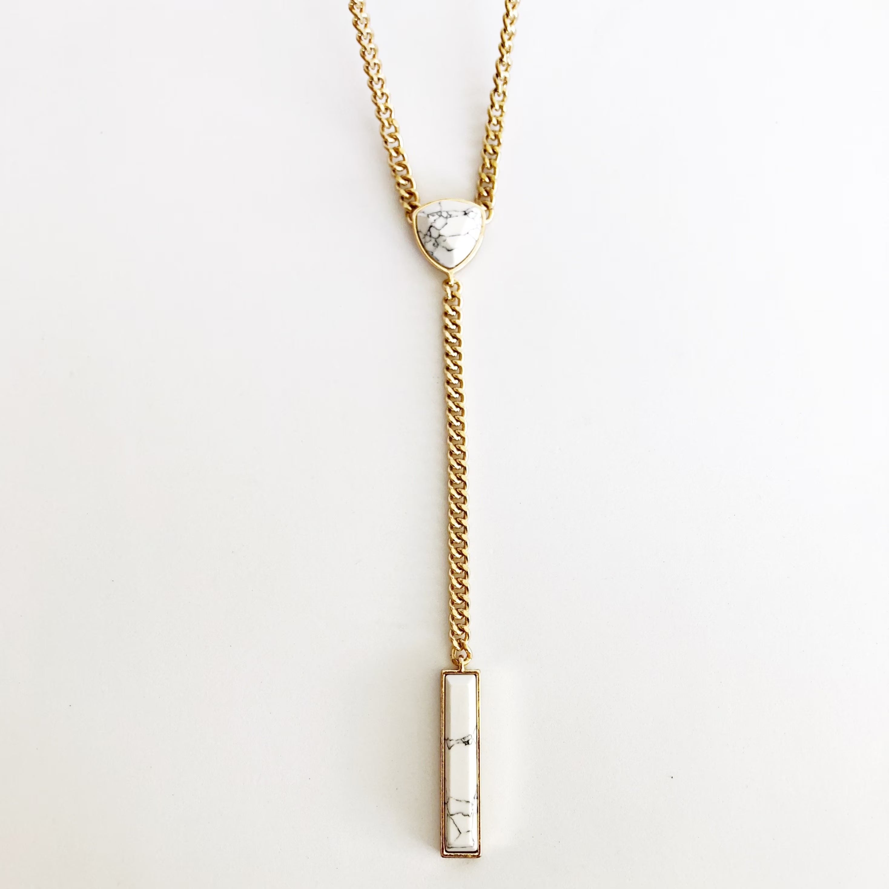 White Howlite Chain Link Statement Necklace Gold W2401