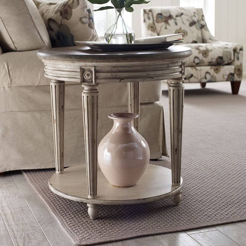 Round End Table A390076